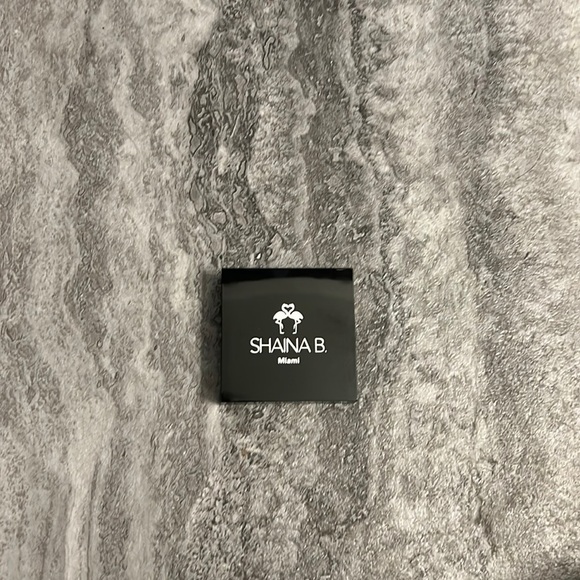 SHAINA B MIAMI B. Free Eyeshadow Duo - Picture 2 of 3